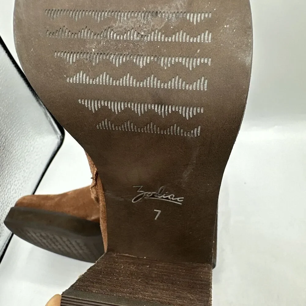 NEW Zodiac Phoenix Brown Cognac Suede‎ Chunky Block Heel Booties Sz 7